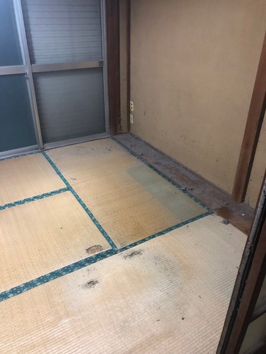 学習机後 学習机後